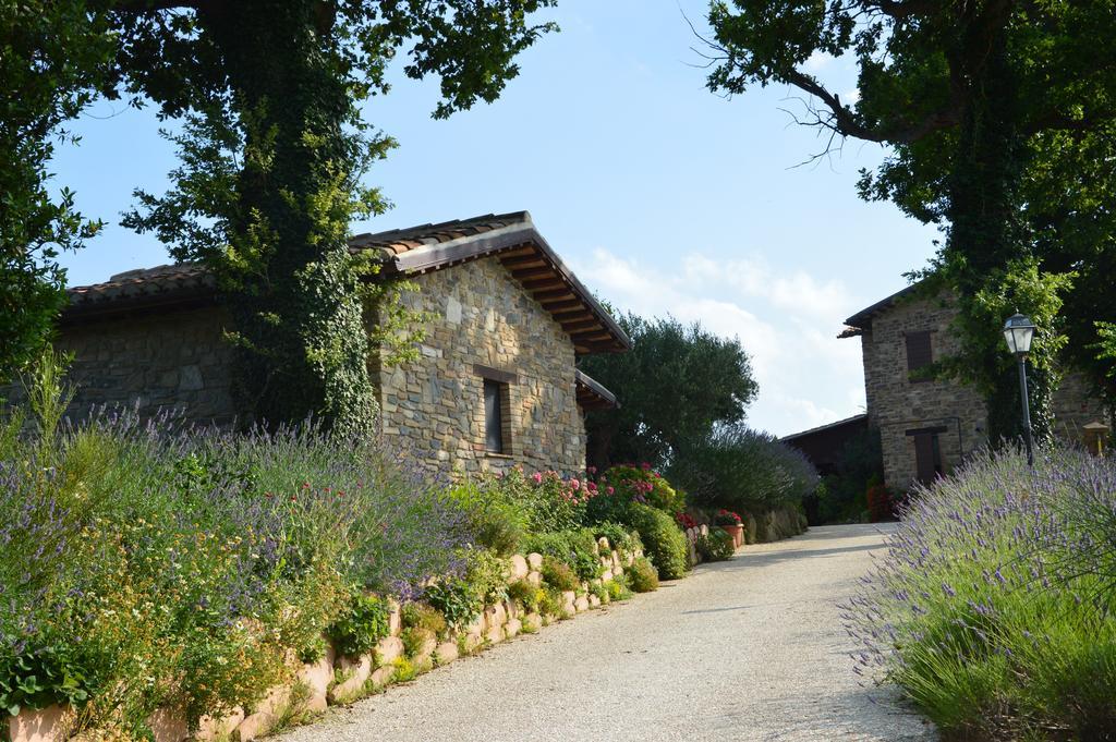 Casale Il Cerqueto Bed & Breakfast San Severino Marche Bagian luar foto